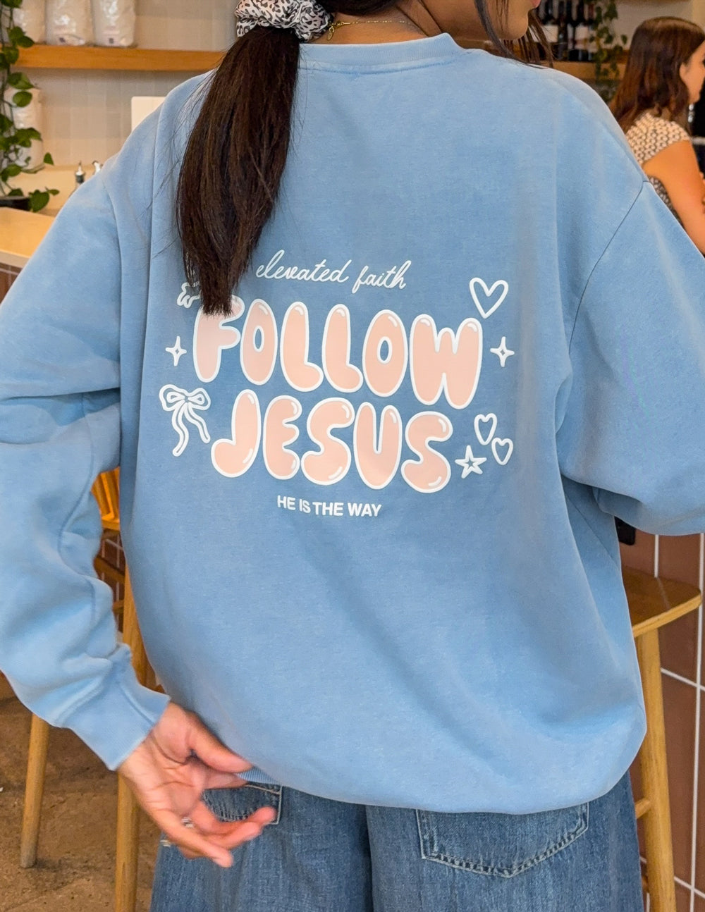 Sudadera Unisex Cuello Redondo Sigue a Jesús