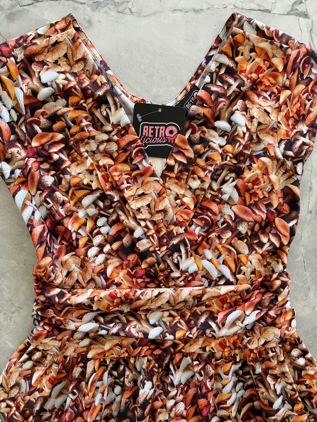 Vestido Greta color champiñón