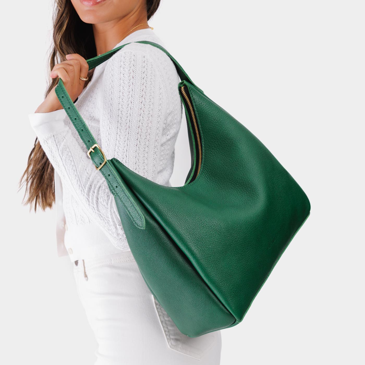 https://cdn.shopify.com/s/files/1/0712/1227/files/aspen-shoulder-bag-large-bacalar-1830-Edit.jpg?v=1770413200