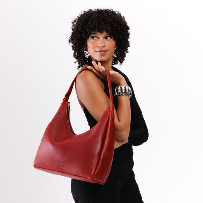 https://cdn.shopify.com/s/files/1/0712/1227/files/aspen-shoulder-bag-large-chili-red-studio-25-07-23-2706-Edit.jpg?v=1770413200