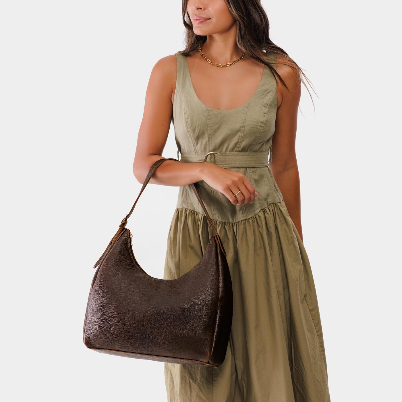 https://cdn.shopify.com/s/files/1/0712/1227/files/aspen-shoulder-bag-large-coldbrew-811-Edit.jpg?v=1770413200