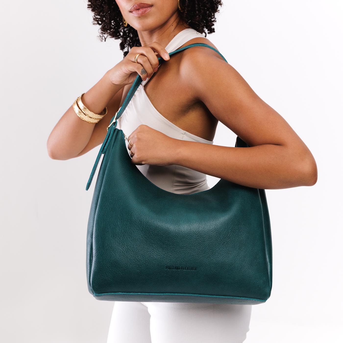 https://cdn.shopify.com/s/files/1/0712/1227/files/aspen-shoulder-bag-large-sea-glass-studio-25-07-23-2938-Edit.jpg?v=1770413200