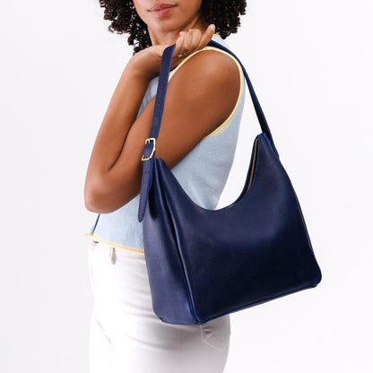 https://cdn.shopify.com/s/files/1/0712/1227/files/aspen-shoulder-bag-medium-cobalt-studio-25-07-23-2152-Edit.jpg?v=1770413200