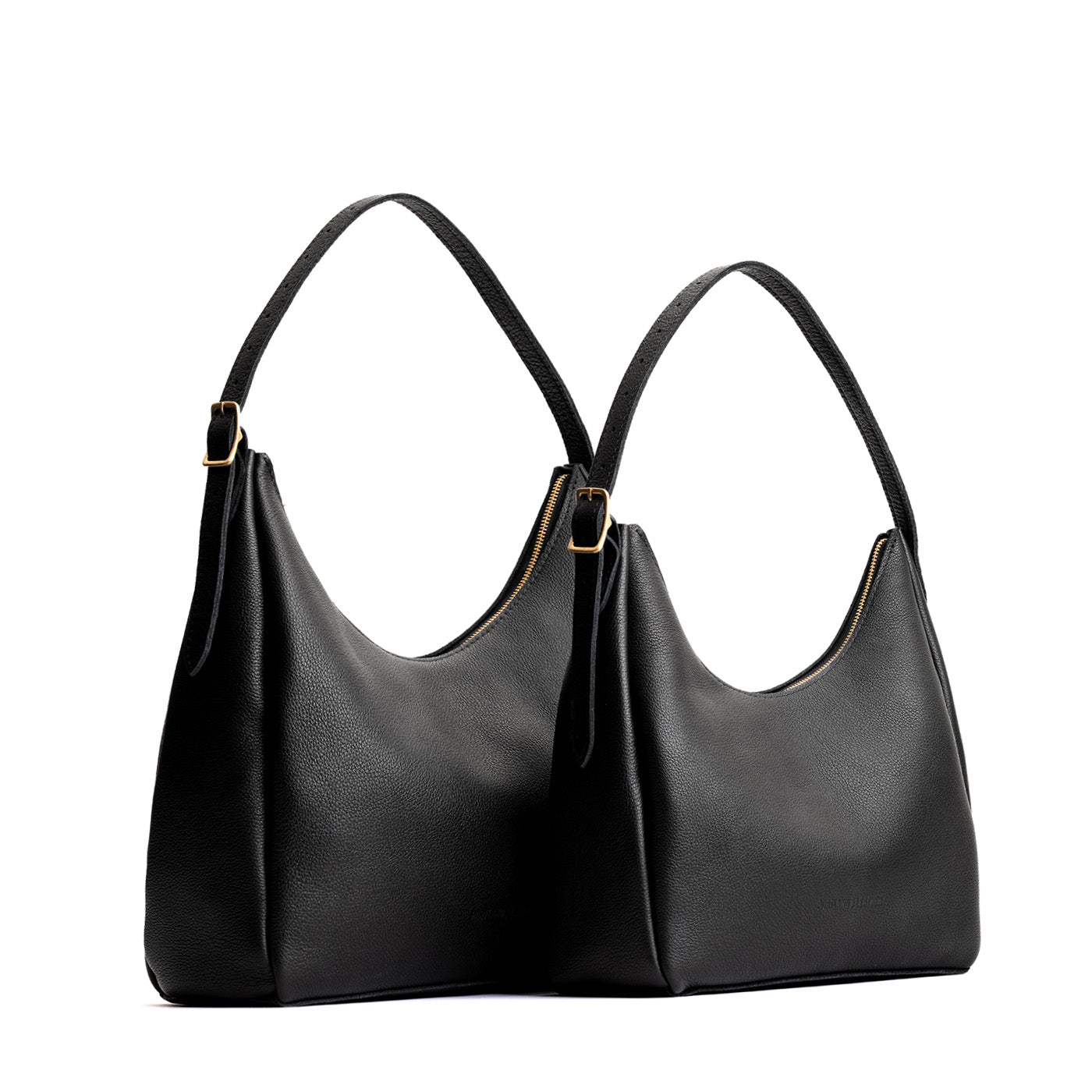 https://cdn.shopify.com/s/files/1/0712/1227/files/aspen-shoulder-bag-pebbled-black-comparison-wo-PLG.jpg?v=1770413200