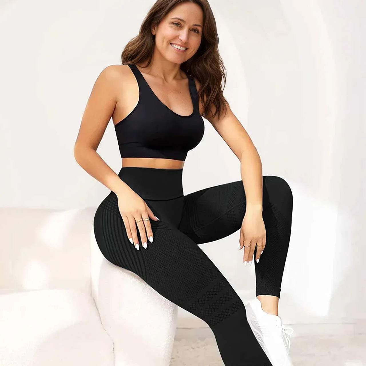 https://cdn.shopify.com/s/files/1/0669/6874/8122/files/black_d75ca110-0617-4d9d-9238-eaed9c732687.jpg?v=1770118016
