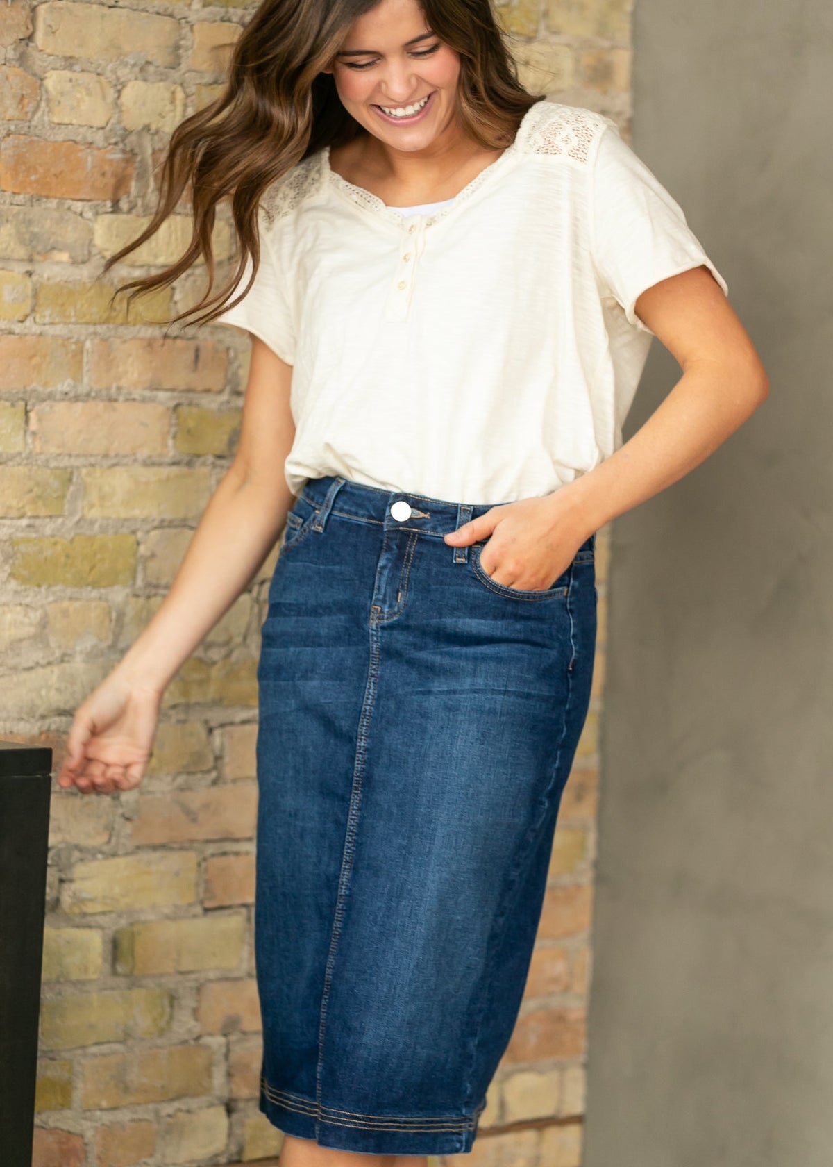 Falda midi vaquera Bryn Dark Wash