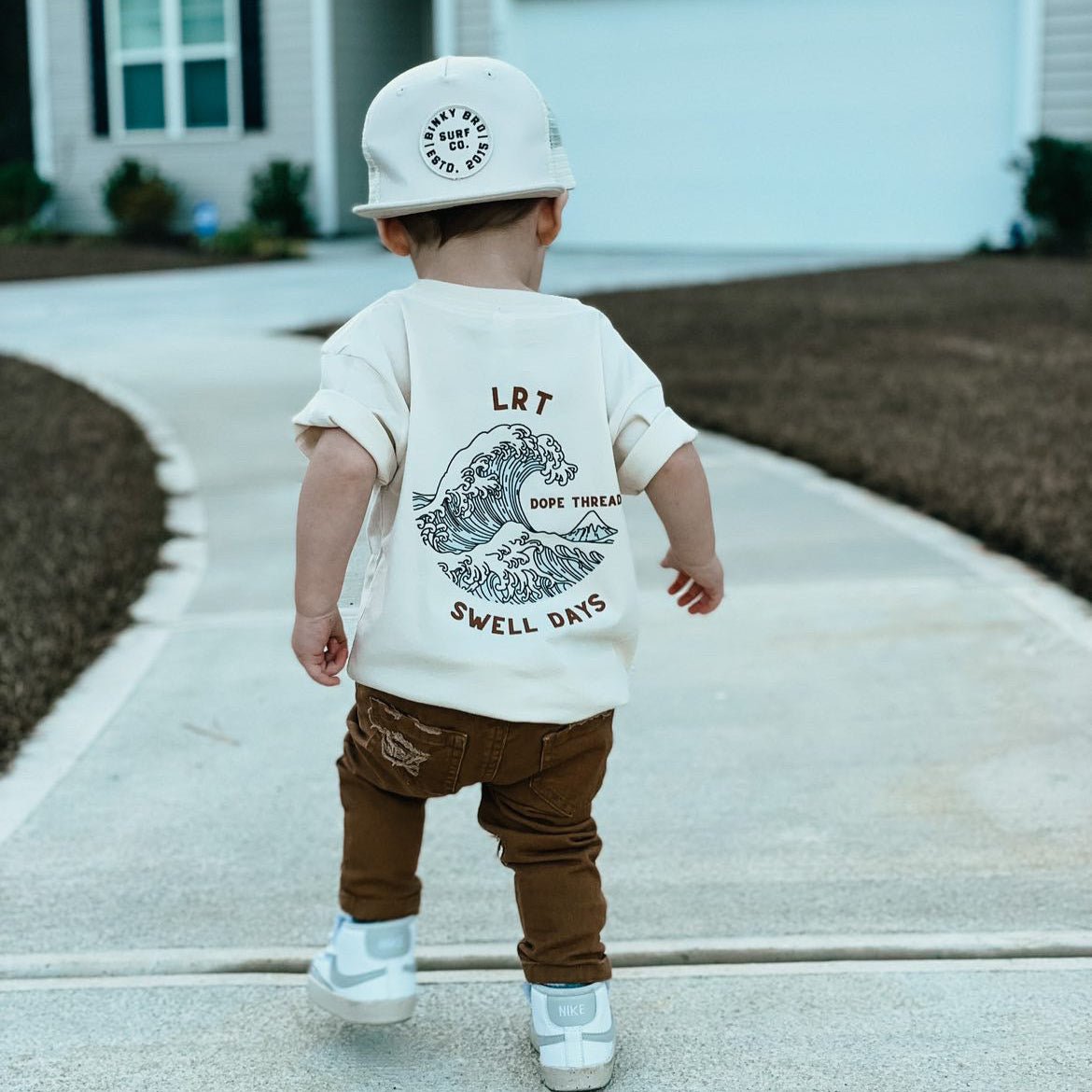 DOPE THREADS SWELL DAYS TEE