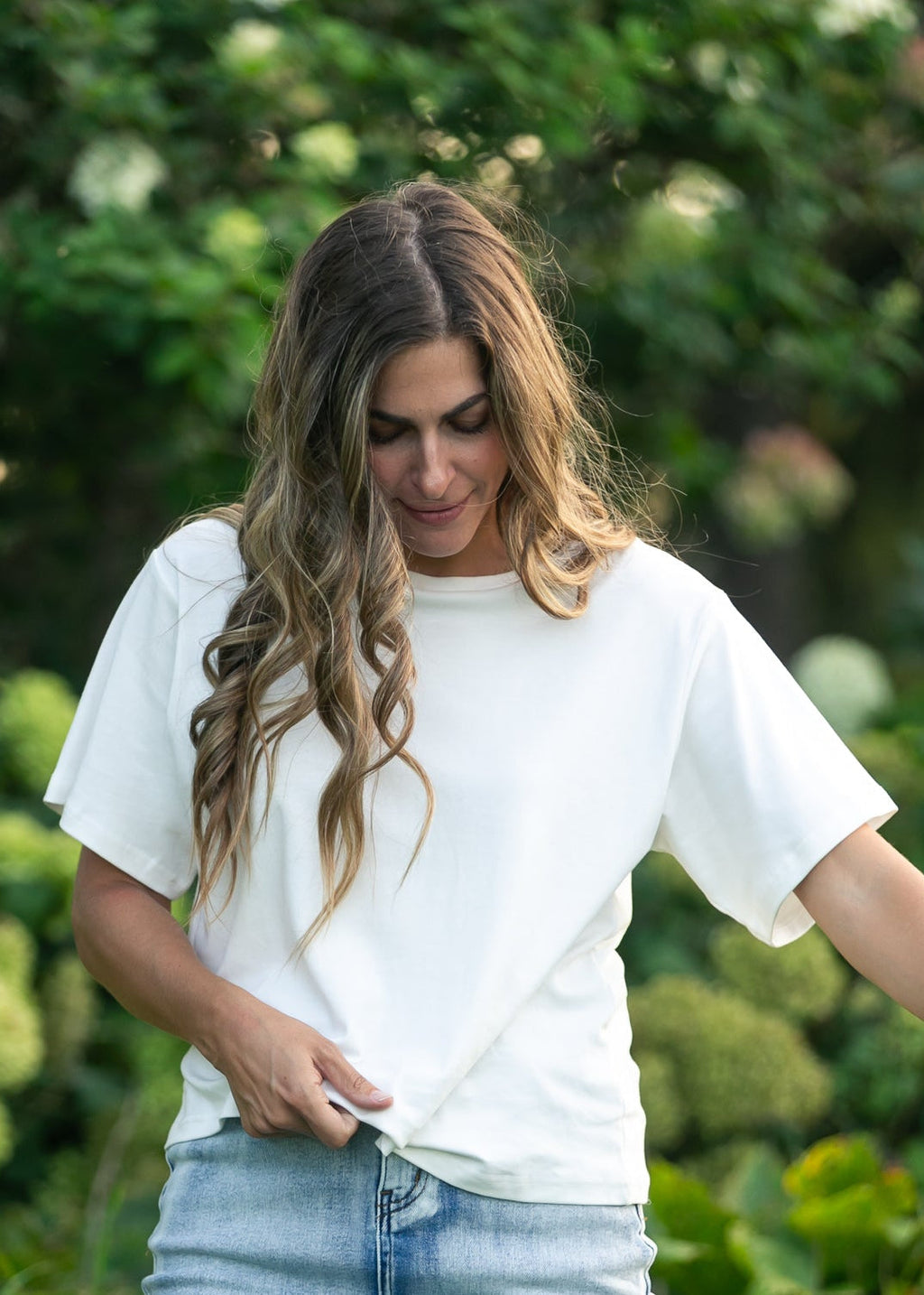 Camiseta esencial de manga corta blanca con ajuste relajado