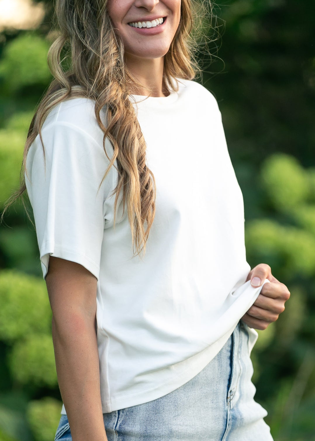 Camiseta esencial de manga corta blanca con ajuste relajado