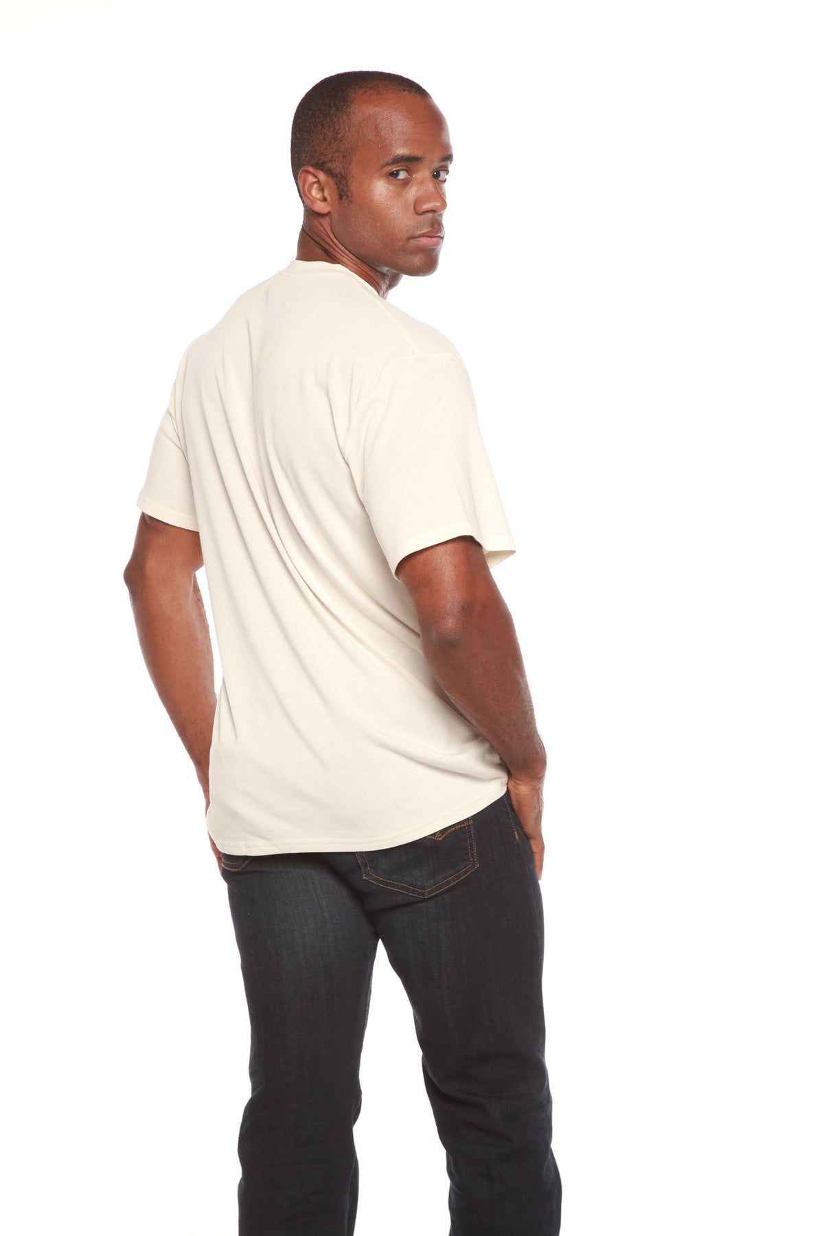 Men's short-sleeved bamboo t-shirt - classic fit